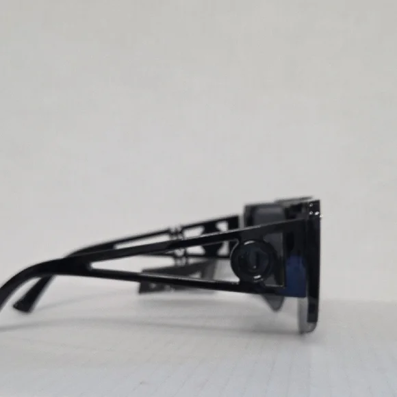 True Religion Dark Tinted Sunglasses - Picture 3 of 4